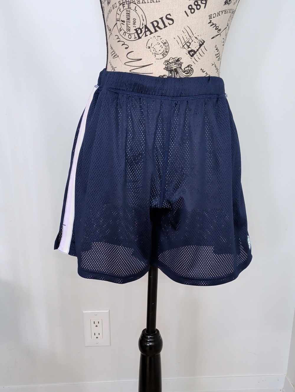 FREE PEOPLE | Women's Navy w/ Striped Sides Hidden Drawstring Mesh Shorts